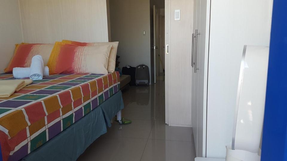 Cnholy Condo At Sea Residences Manilla Buitenkant foto